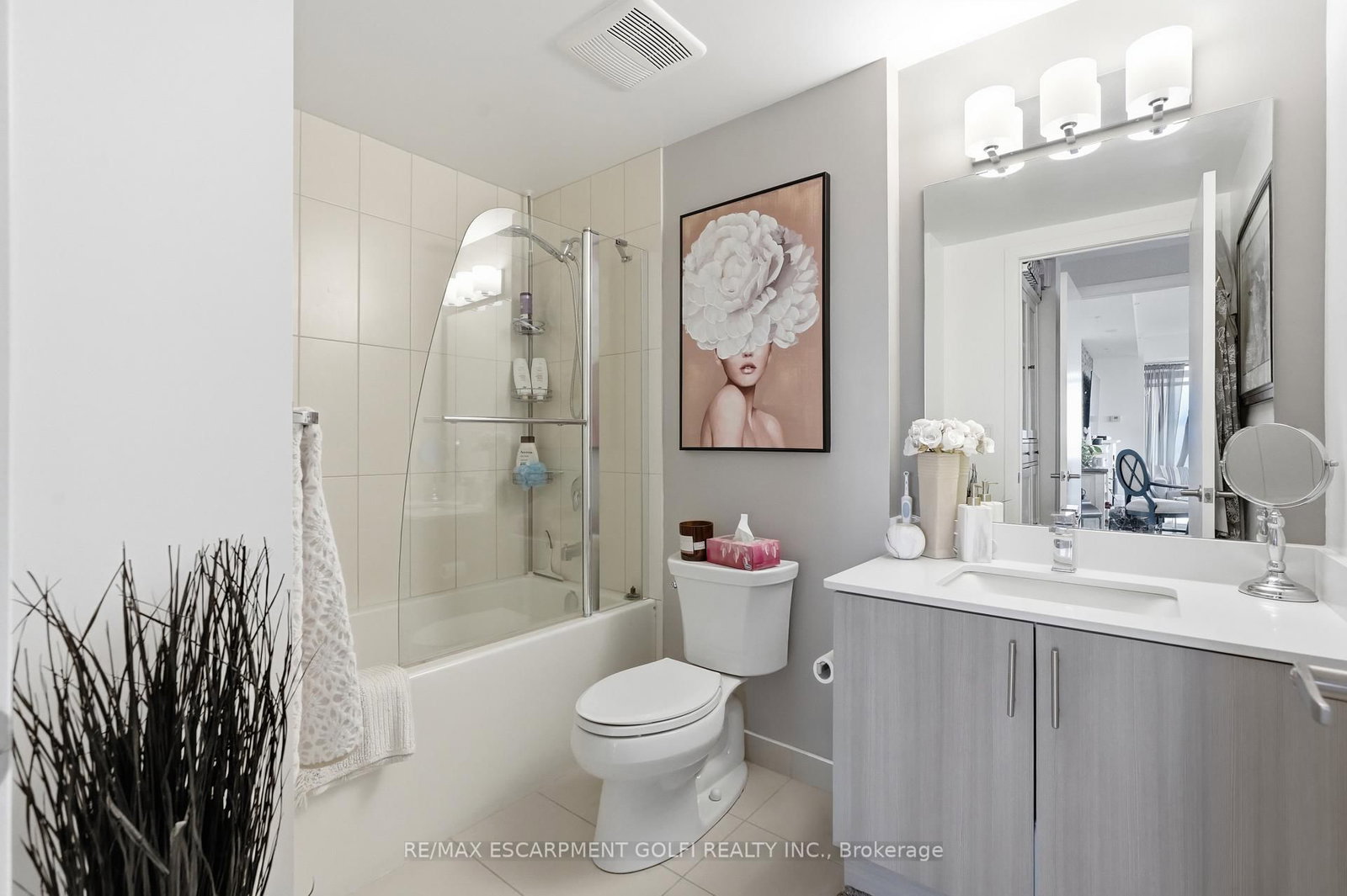 550 North Service Road • #607 • Grimsby, ON photo 25