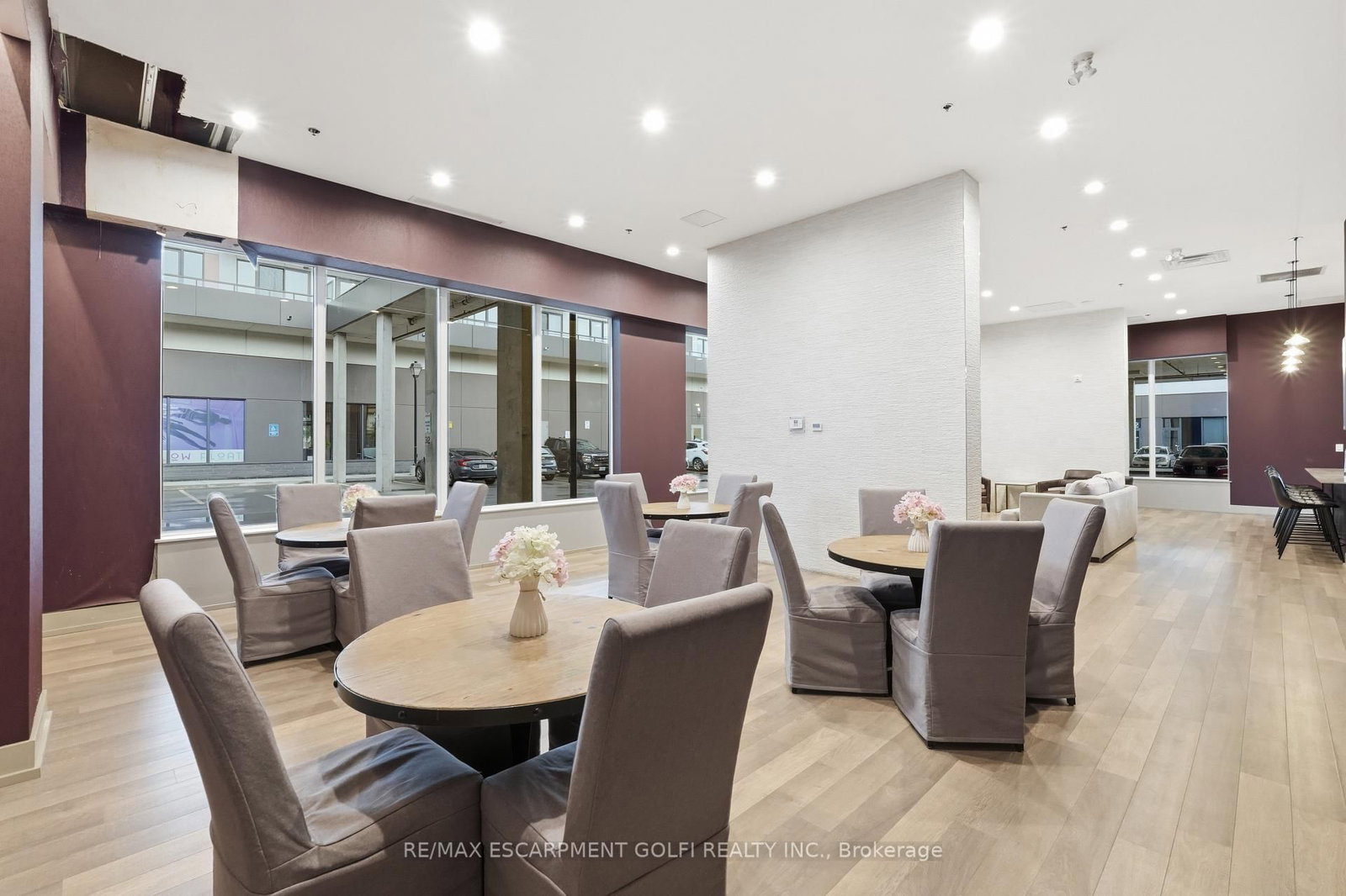 550 North Service Road • #607 • Grimsby, ON photo 35