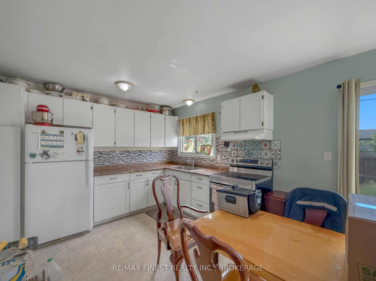 913 Oakview Avenue • Kingston, ON photo 18