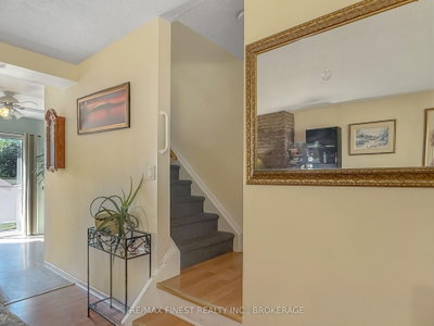 913 Oakview Avenue • Kingston, ON photo 7