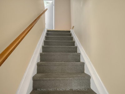 913 Oakview Avenue • Kingston, ON photo 8