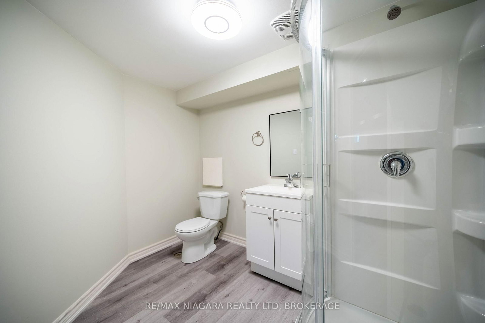 15 Springbank Drive • St. Catharines, ON photo 33