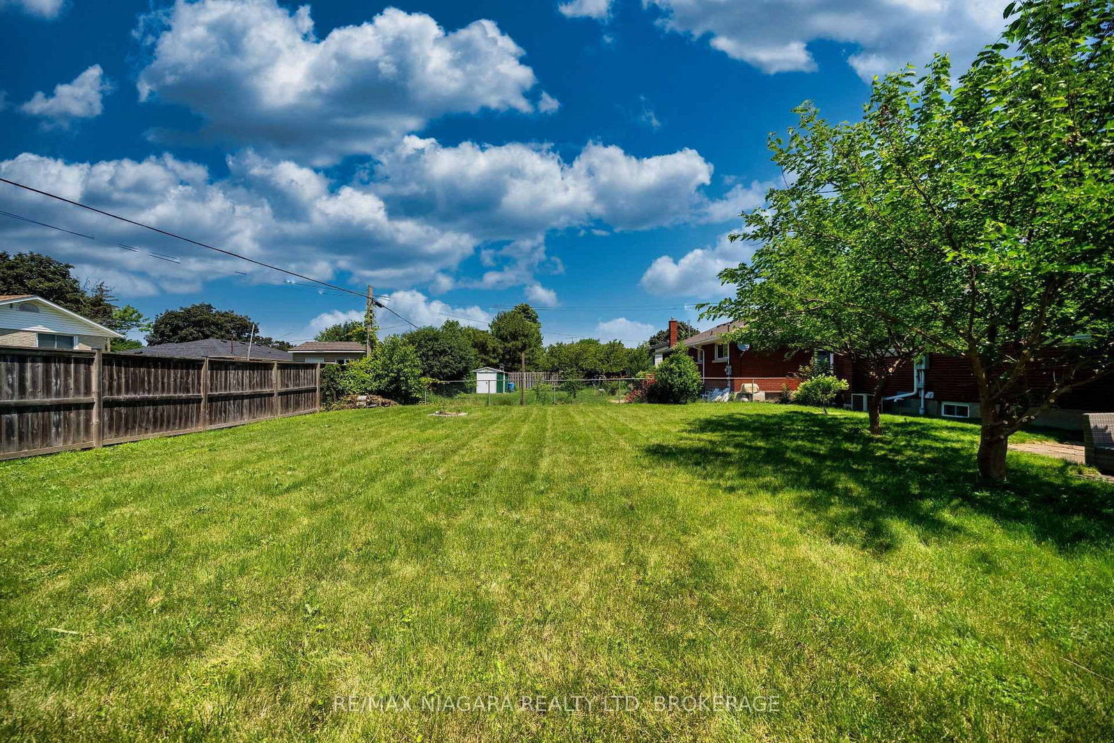15 Springbank Drive • St. Catharines, ON photo 40