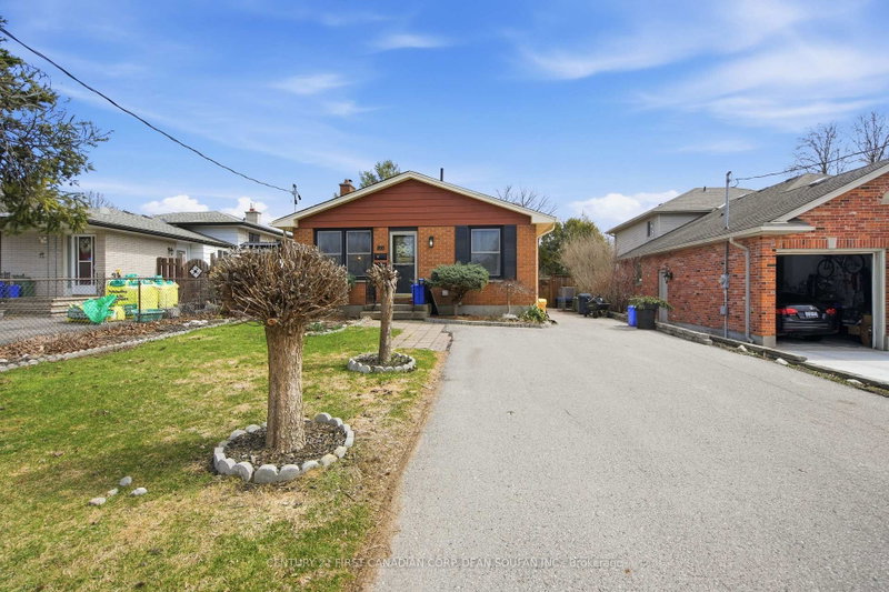 810 Easy Street