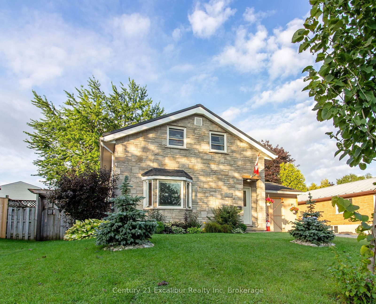 517 Shortreed Avenue • Centre Wellington, ON photo 1