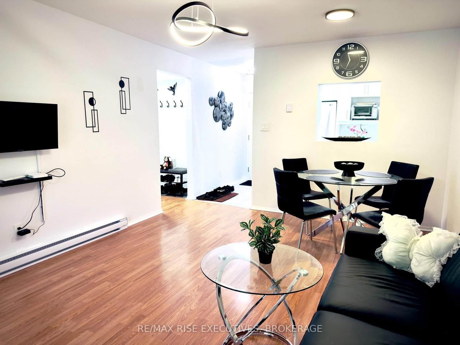 573 Armstrong Road • #101 • Kingston, ON photo 3