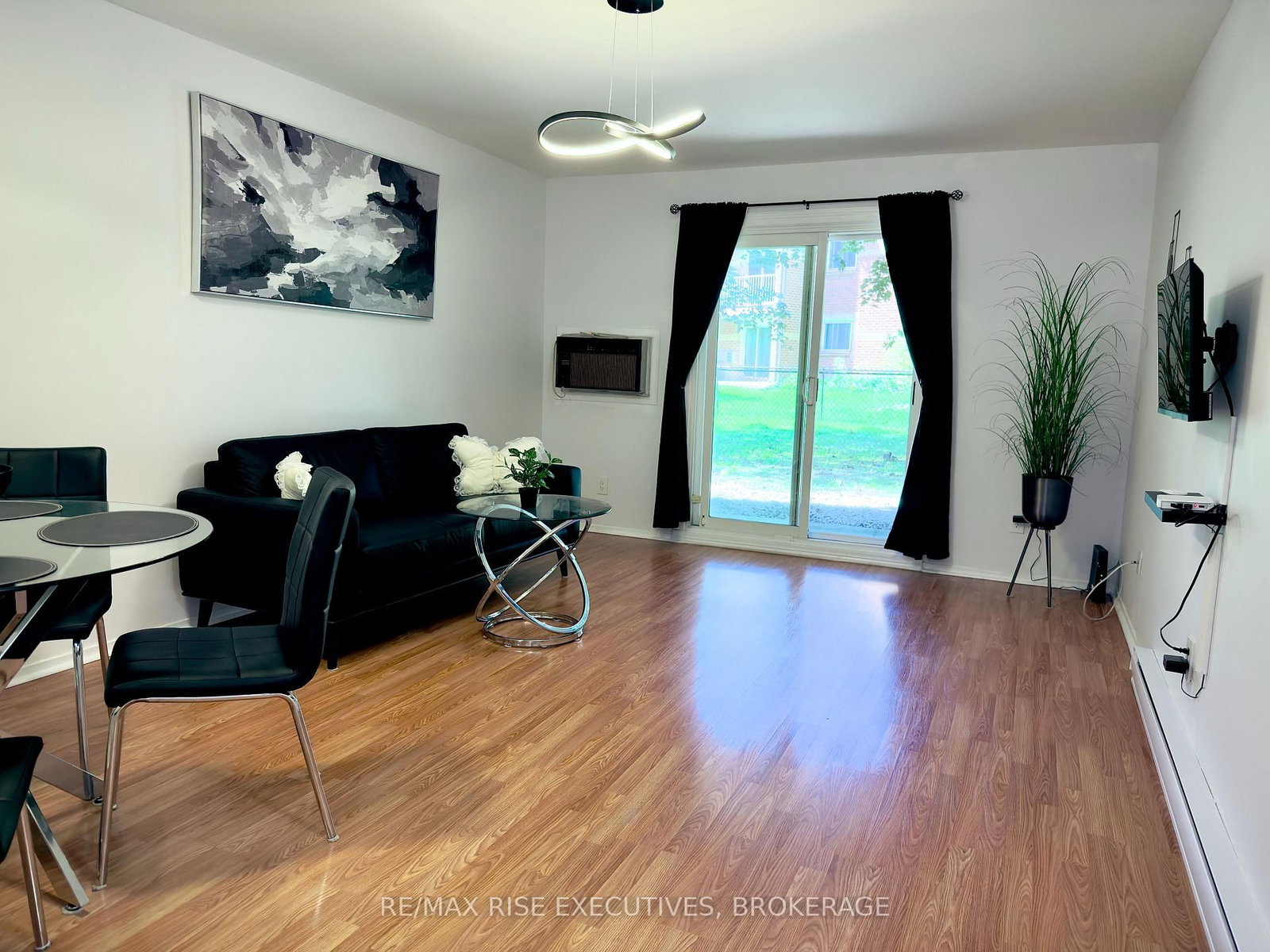 573 Armstrong Road • #101 • Kingston, ON photo 6
