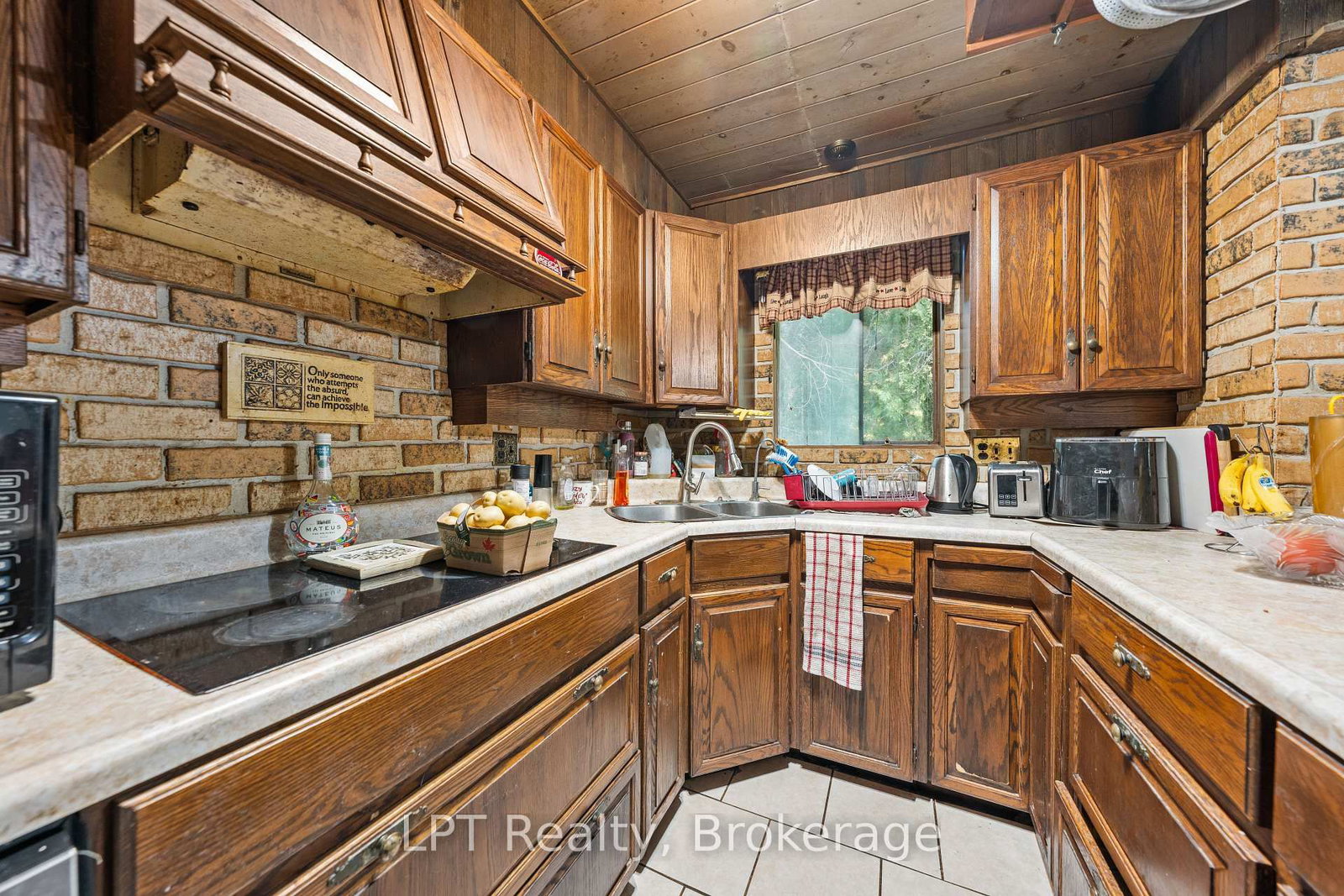 1201 Meadowview Road • Kawartha Lakes, ON photo 17