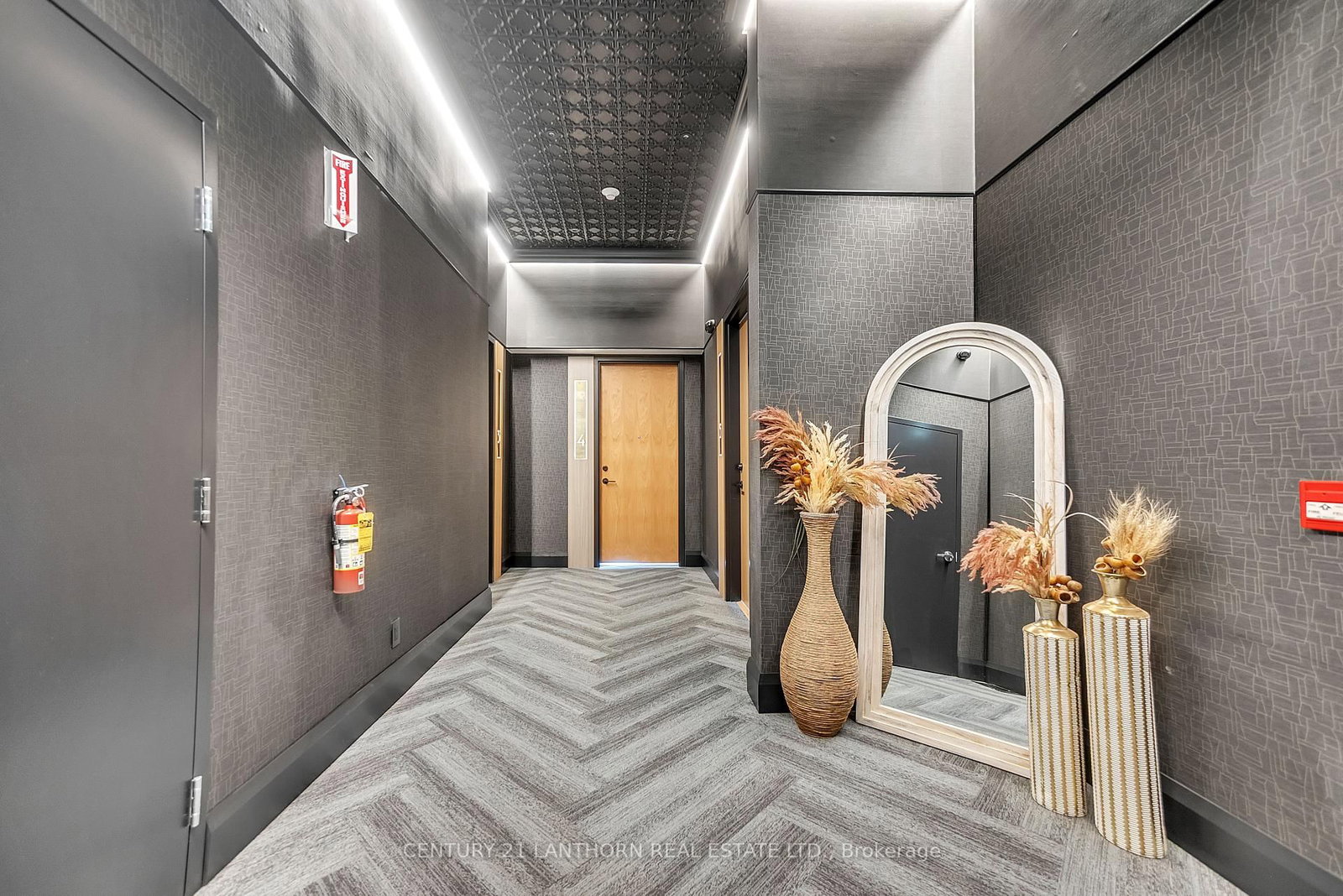 Unit # 7 - 38 Front Street, Quinte West 5