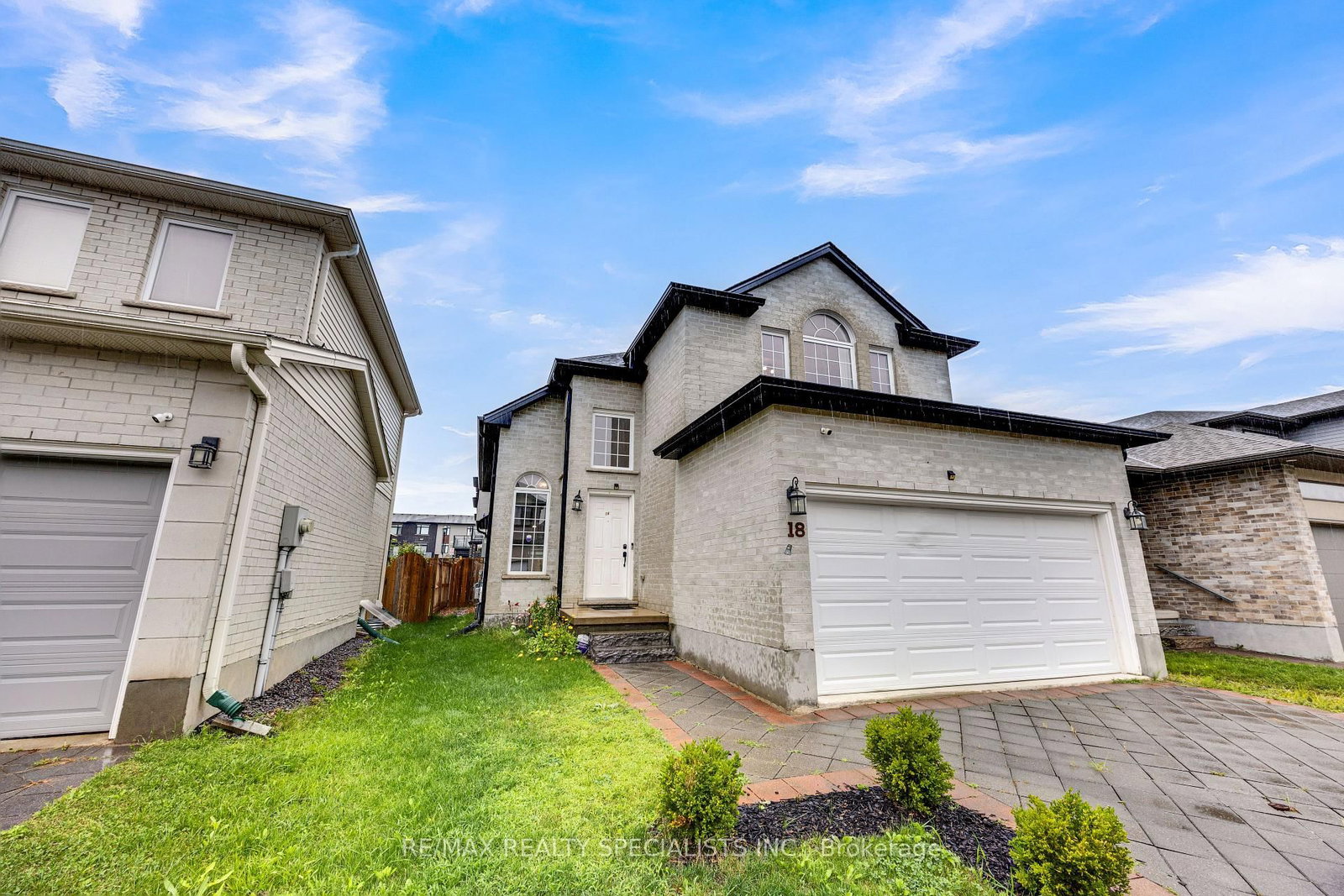 18 - 3270 Singleton Avenue, London South