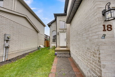 3270 Singleton Avenue • #18 • London South, ON photo 3