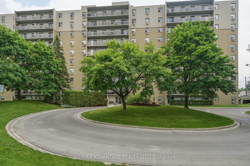 1005 - 931 Wonderland Road S