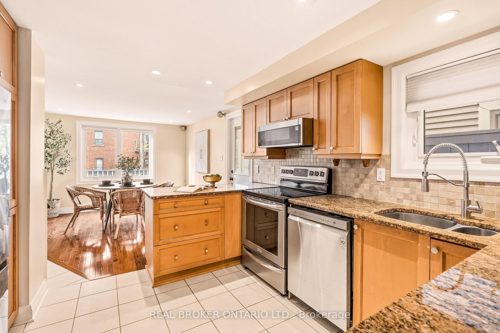 417 Daly Avenue • Ottawa, ON photo 18