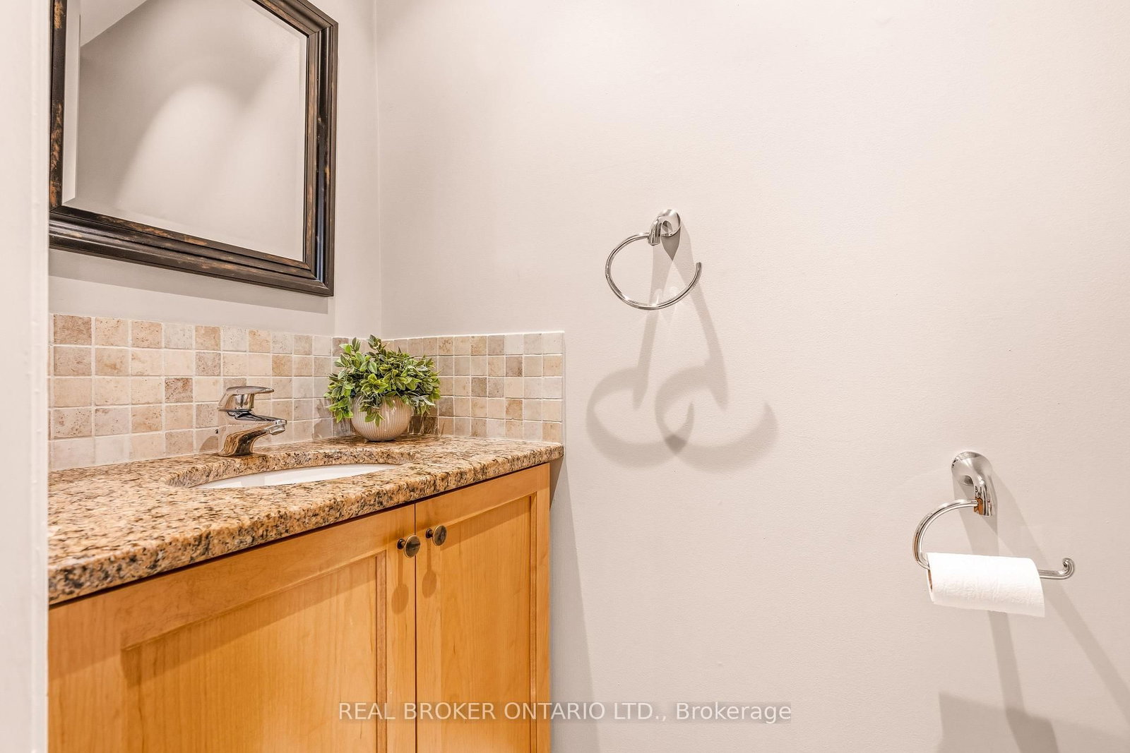 417 Daly Avenue • Ottawa, ON photo 20