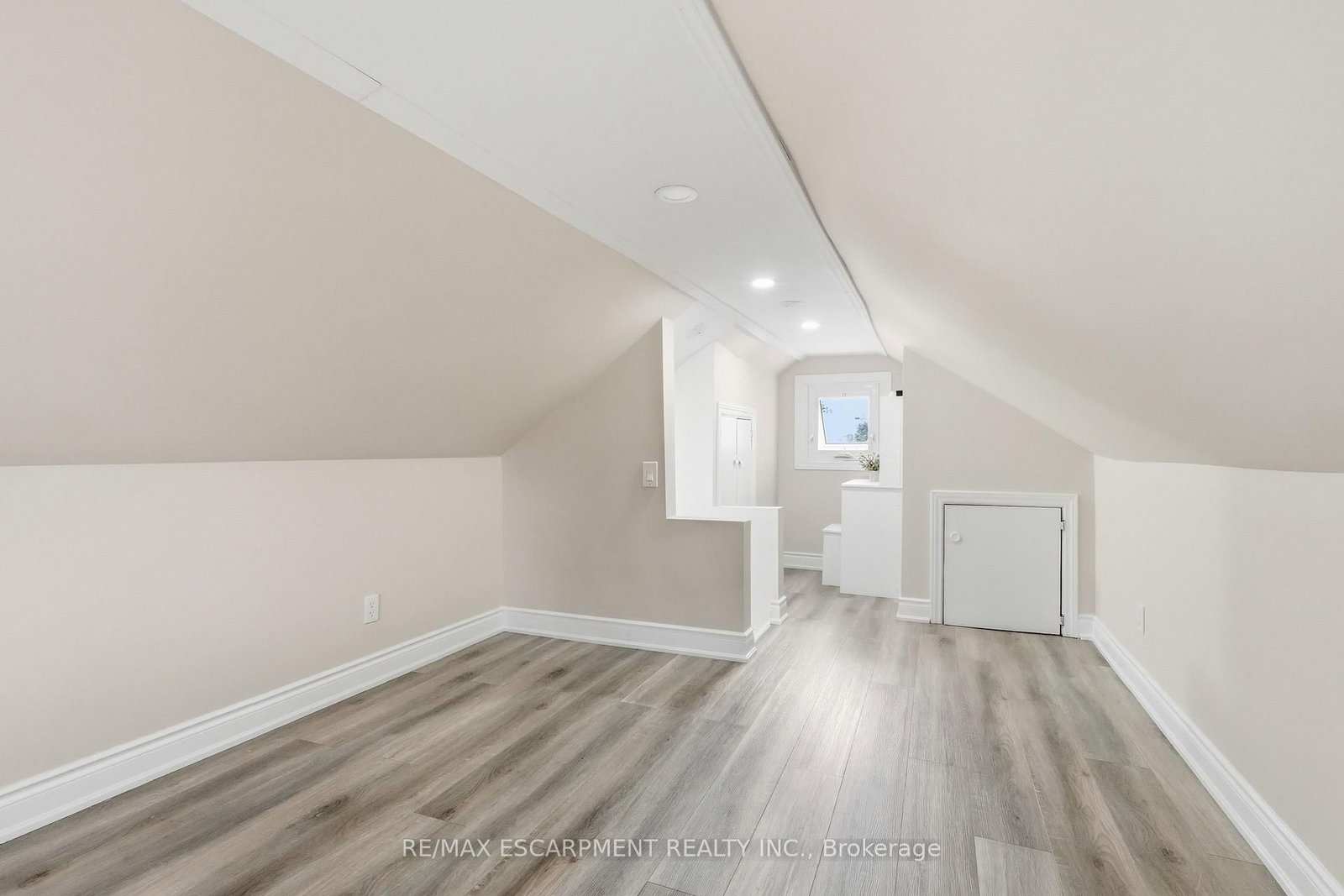 141 McAnulty Boulevard • Hamilton, ON photo 20