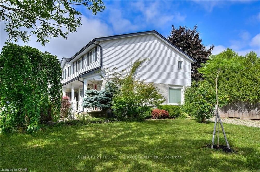 620 Settlersfield Court • #B • Waterloo, ON photo 5