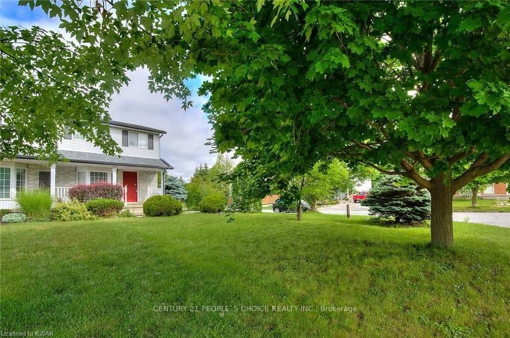 620 Settlersfield Court • #B • Waterloo, ON photo 6