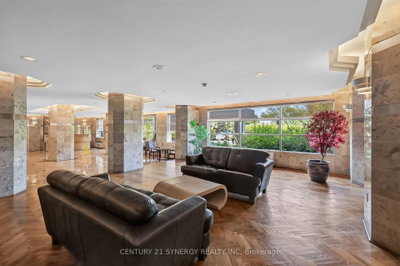 2759 Carousel Crescent • #704 • Ottawa, ON photo 3