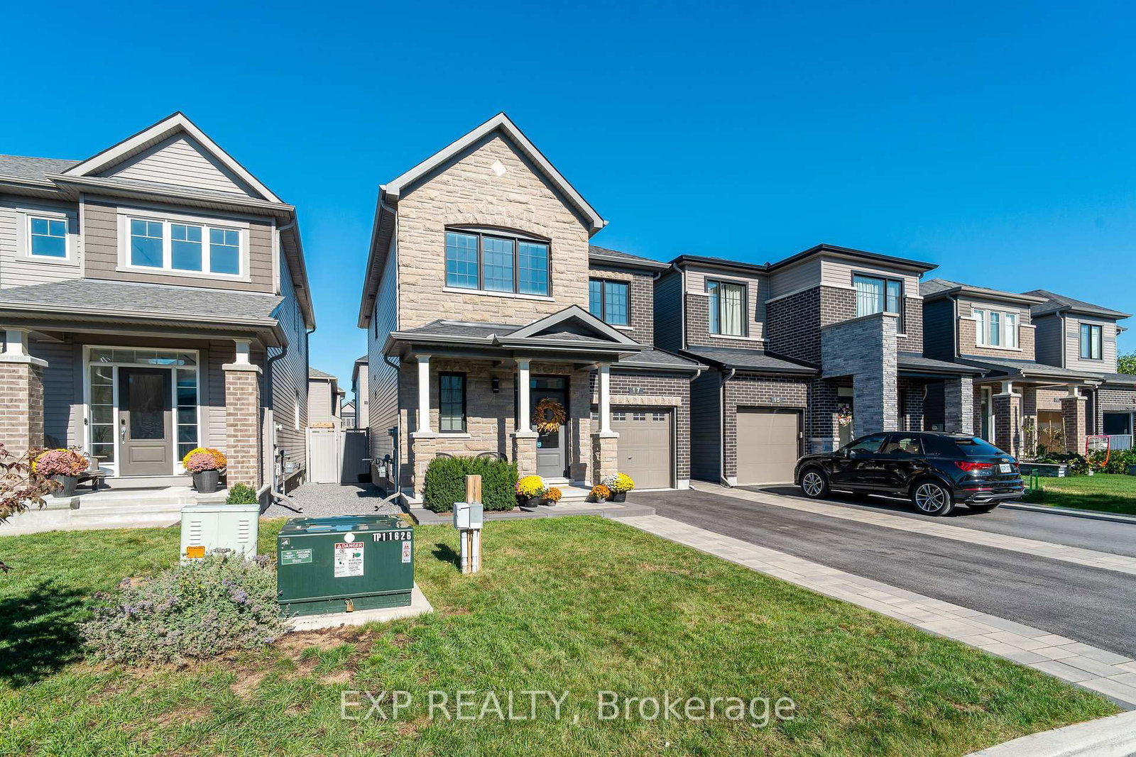17 Allan Moore Place • Stittsville, ON photo 41