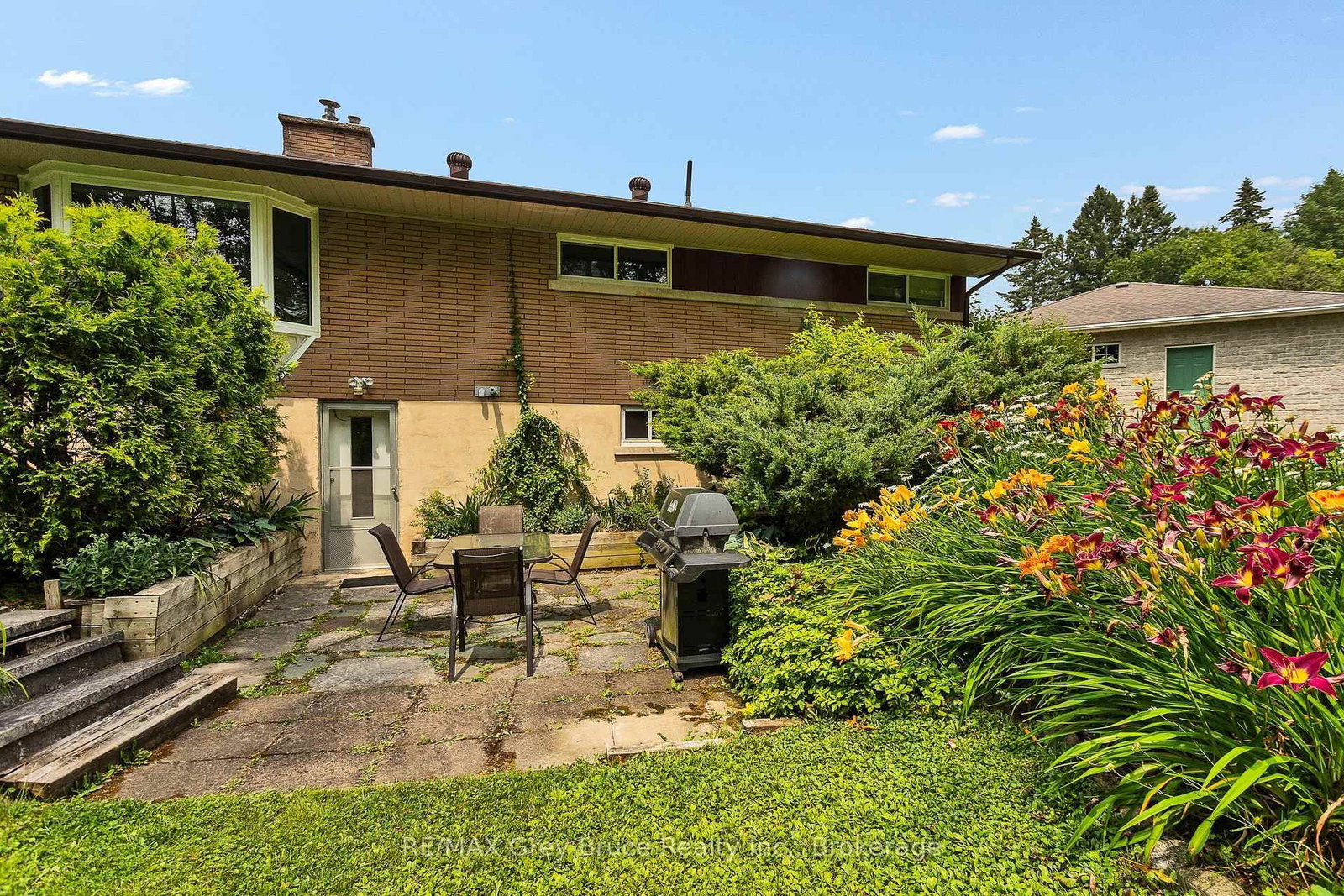 336 6th Avenue E • Owen Sound, ON photo 11