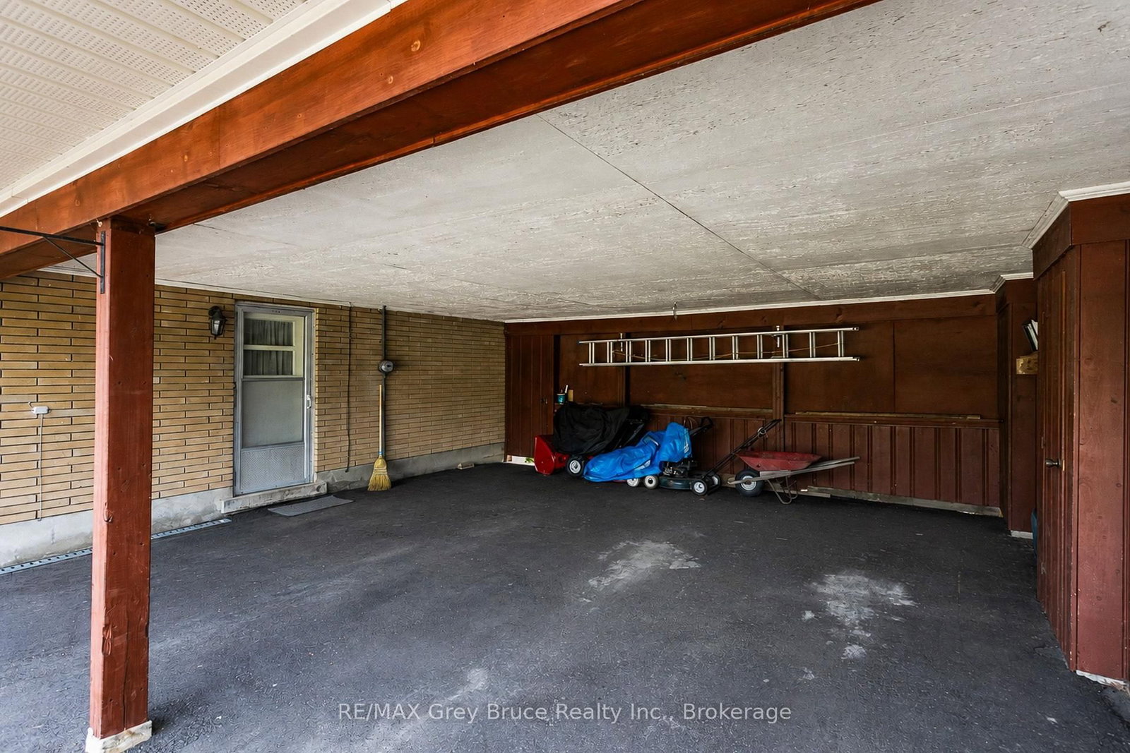 336 6th Avenue E • Owen Sound, ON photo 18