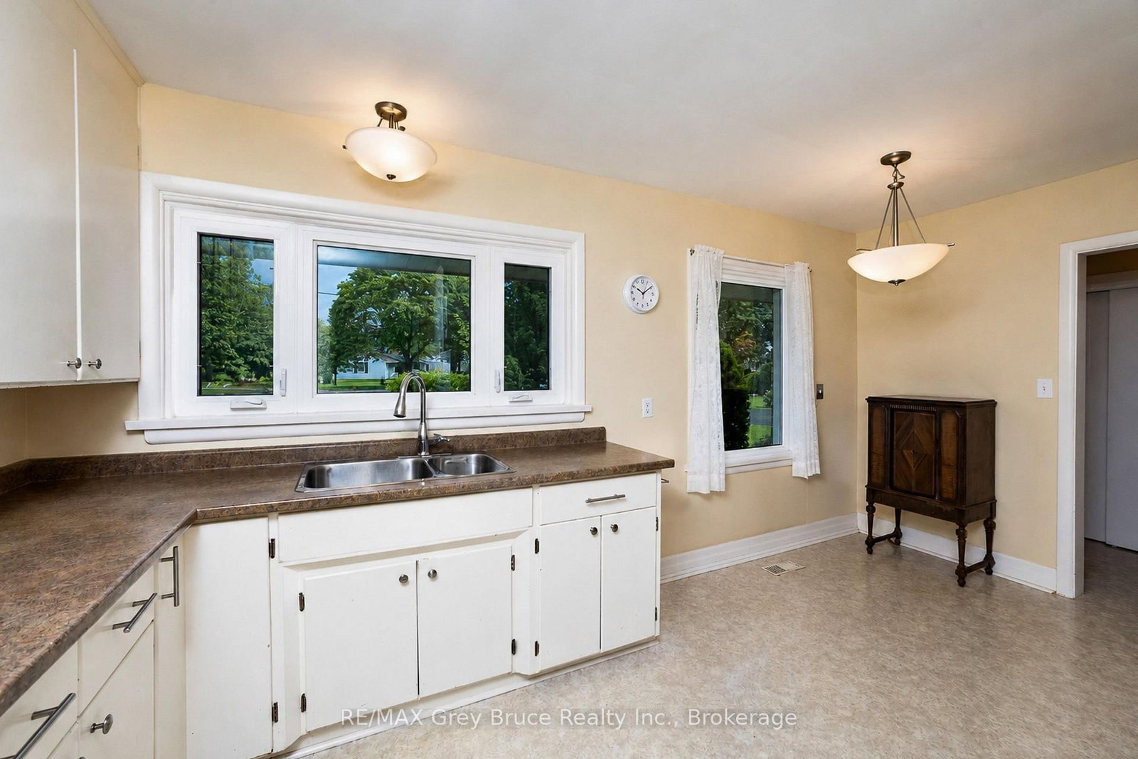 336 6th Avenue E • Owen Sound, ON photo 23