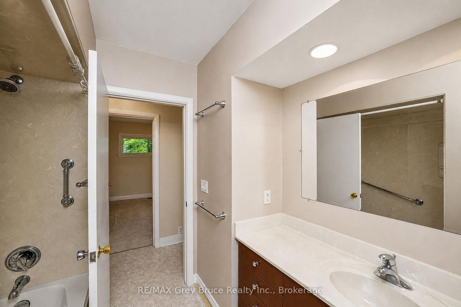 336 6th Avenue E • Owen Sound, ON photo 37