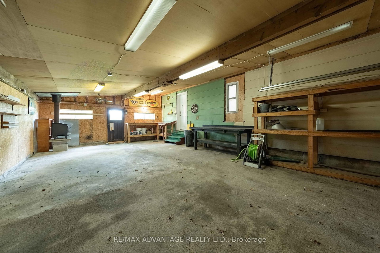 209 Victoria Street • Ingersoll, ON photo 31