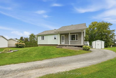 33 Frost Avenue • Hawkesbury, ON photo 2