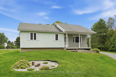 33 Frost Avenue • Hawkesbury, ON photo 3