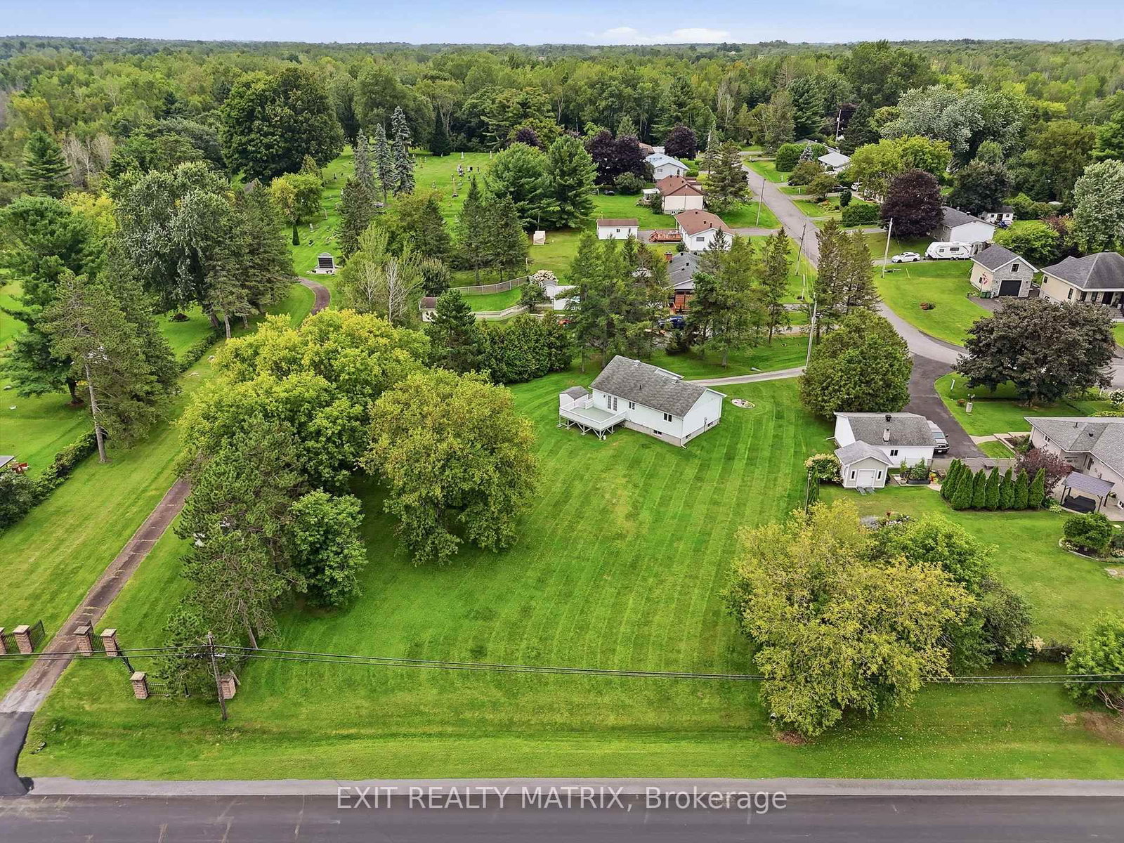 33 Frost Avenue • Hawkesbury, ON photo 34