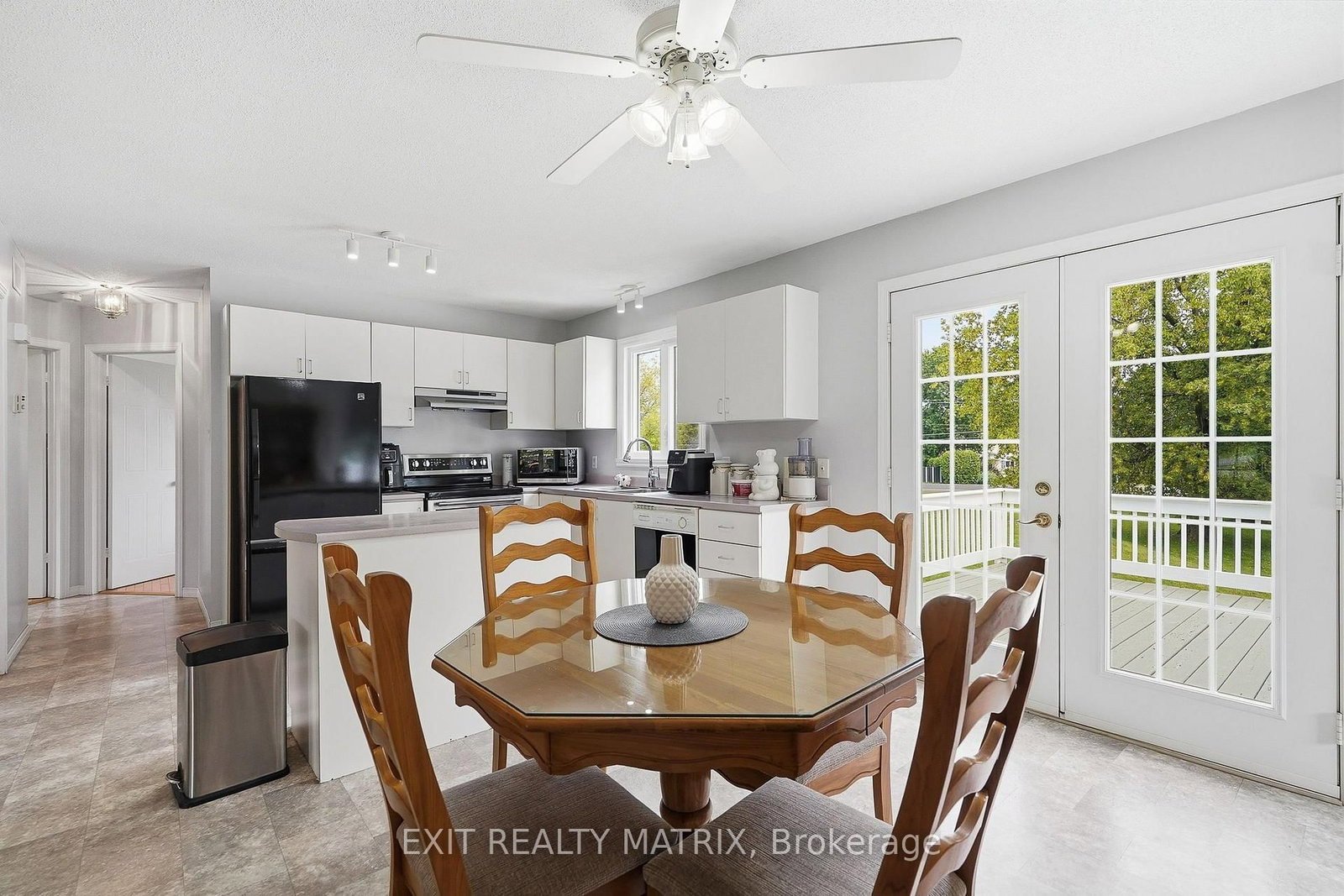 33 Frost Avenue • Hawkesbury, ON photo 8