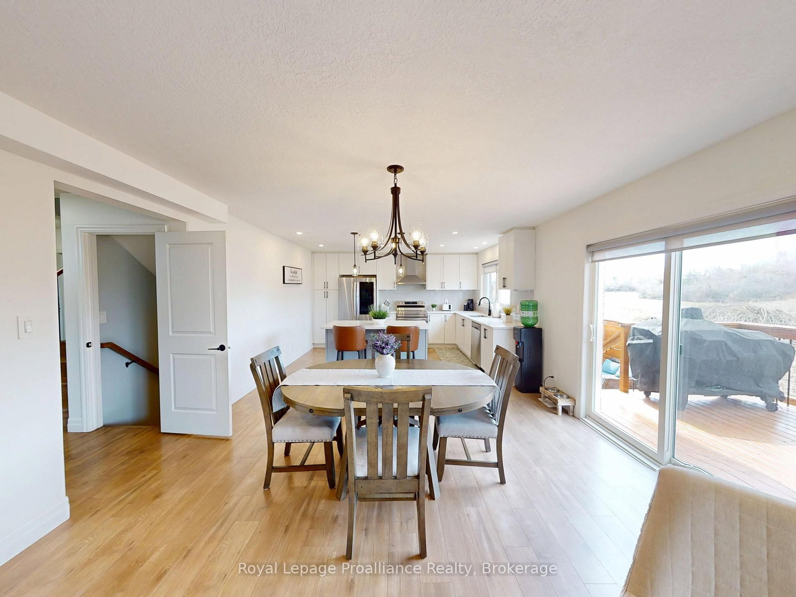 55 Lanark Drive • Belleville, ON photo 11