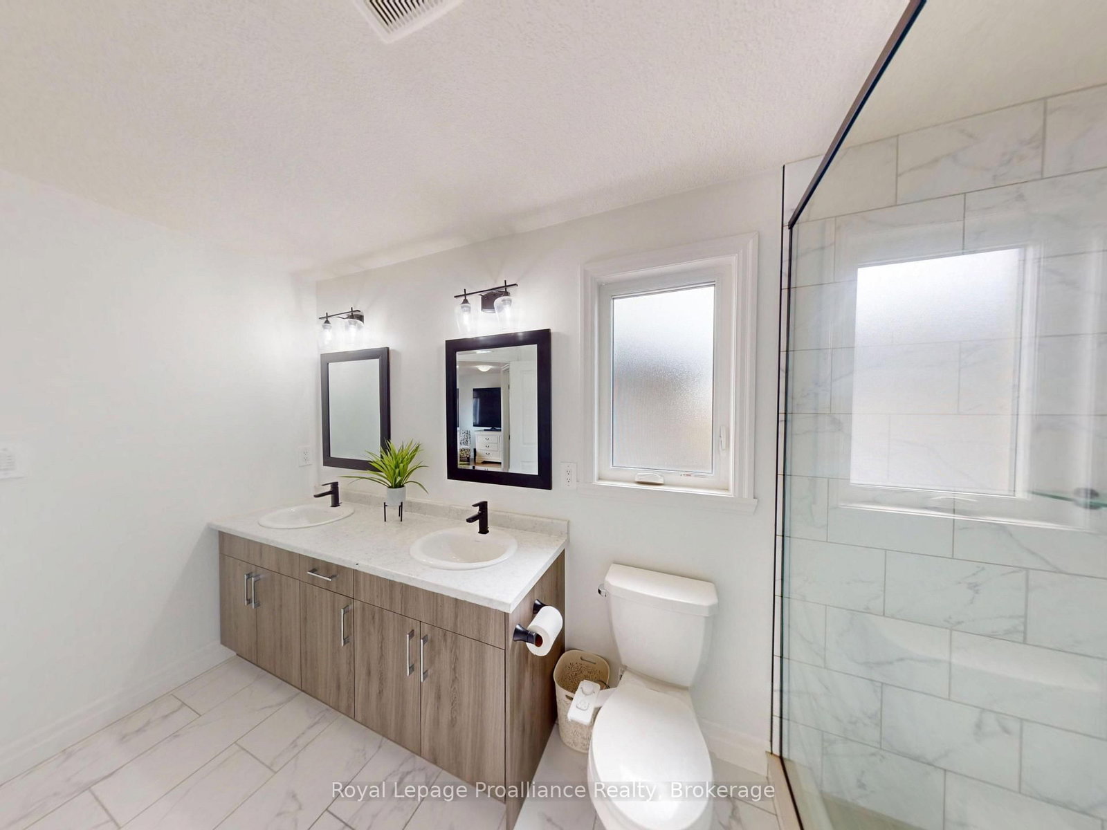 55 Lanark Drive • Belleville, ON photo 19
