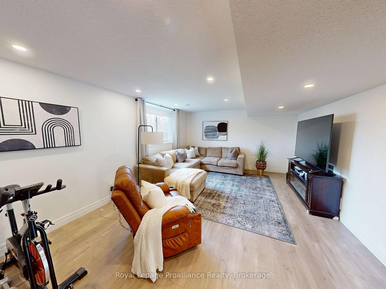55 Lanark Drive • Belleville, ON photo 26