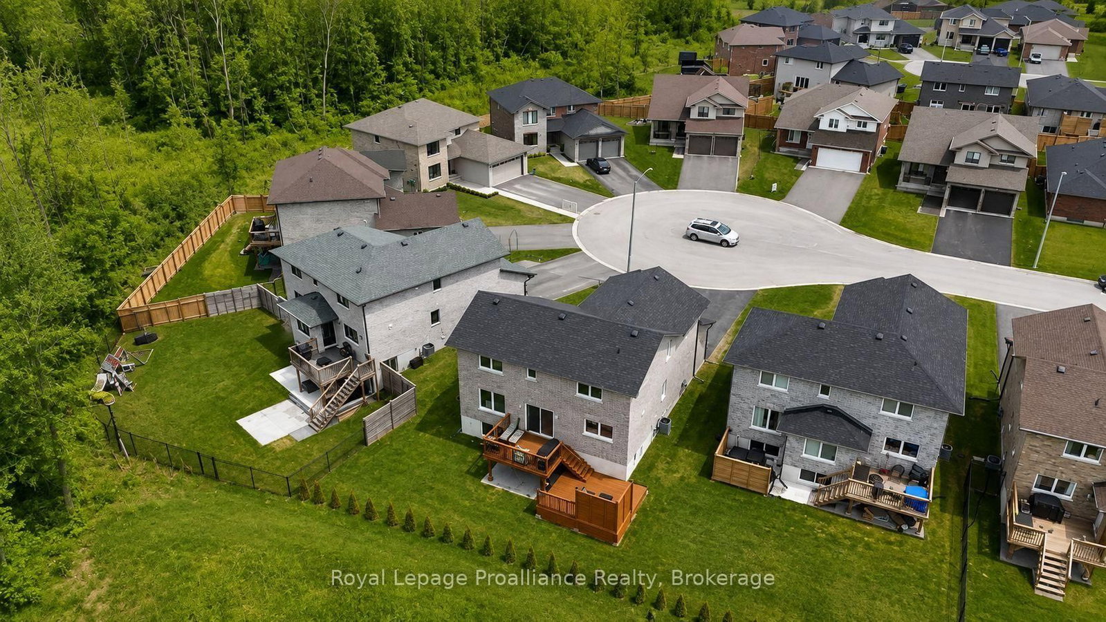 55 Lanark Drive • Belleville, ON photo 38