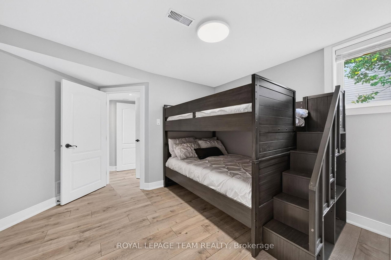 105 Brae Crescent • Ottawa, ON photo 32