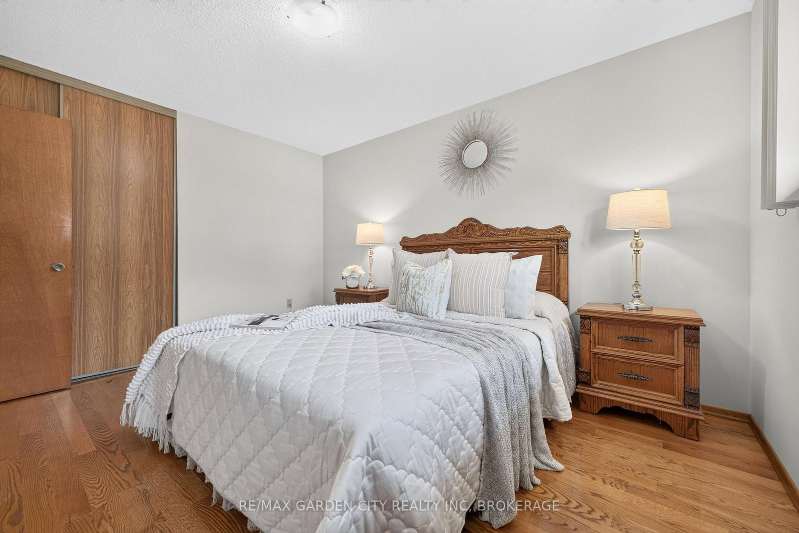 145 Adis Avenue • Hamilton, ON photo 24