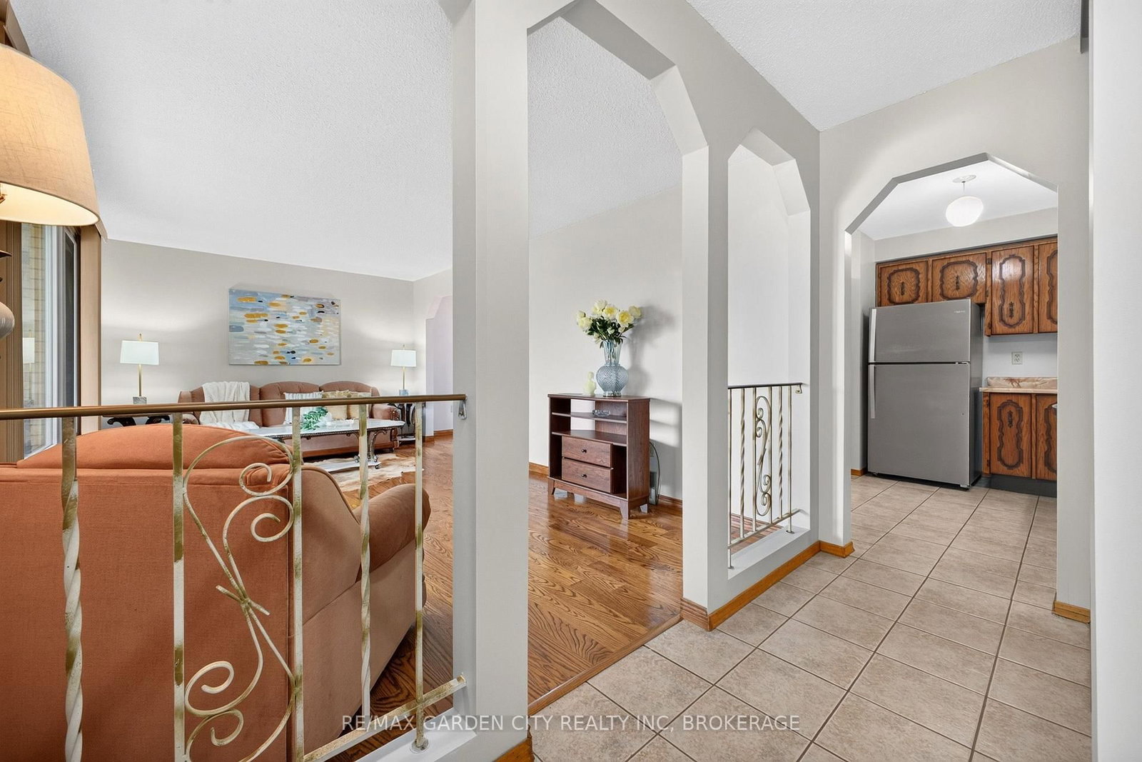 145 Adis Avenue • Hamilton, ON photo 6