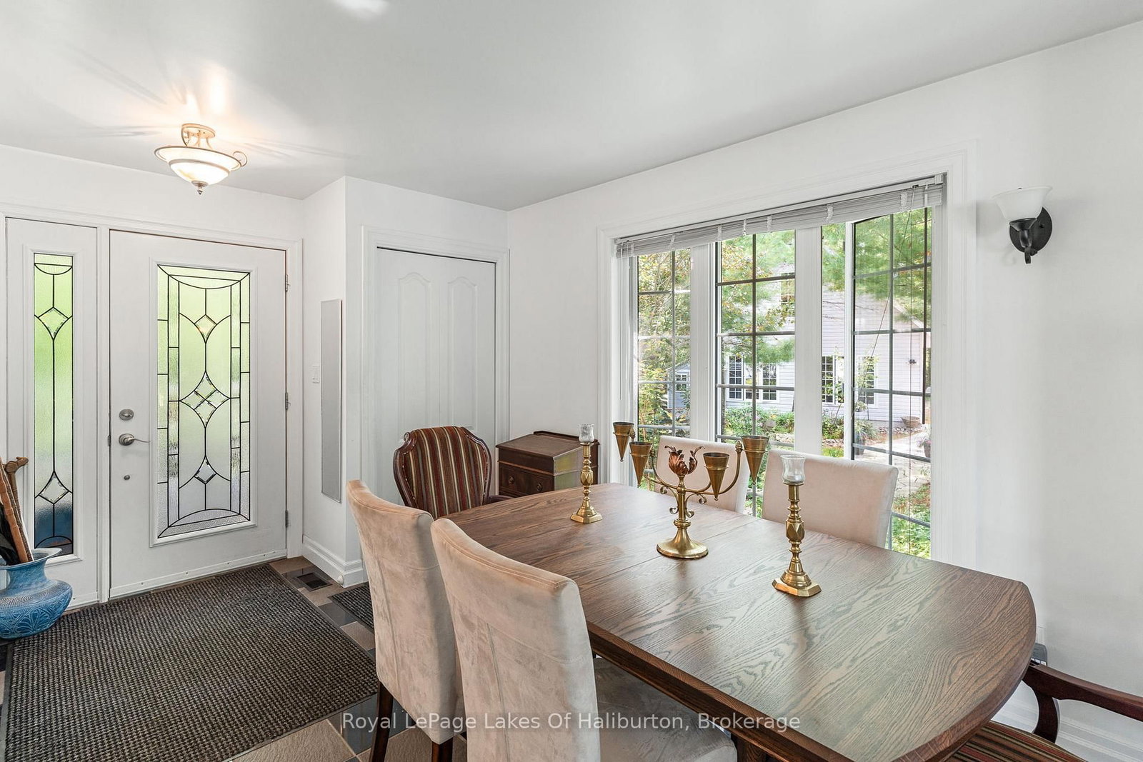 1049 Ninatigo Lane • Algonquin Highlands, ON photo 13