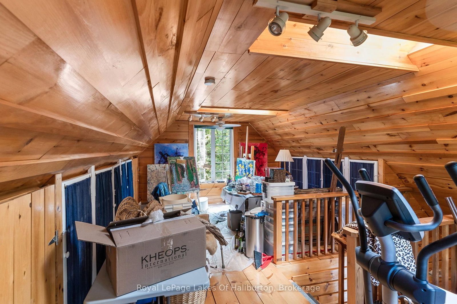 1049 Ninatigo Lane • Algonquin Highlands, ON photo 36