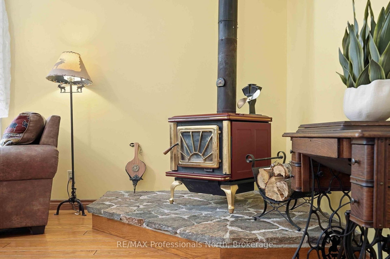2593 Brunel Road • Huntsville, ON photo 24