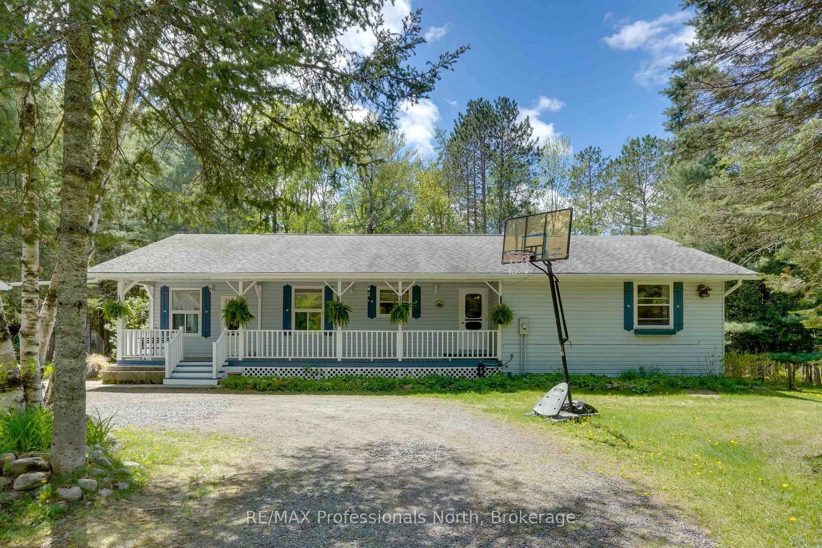 2593 Brunel Road • Huntsville, ON photo 6
