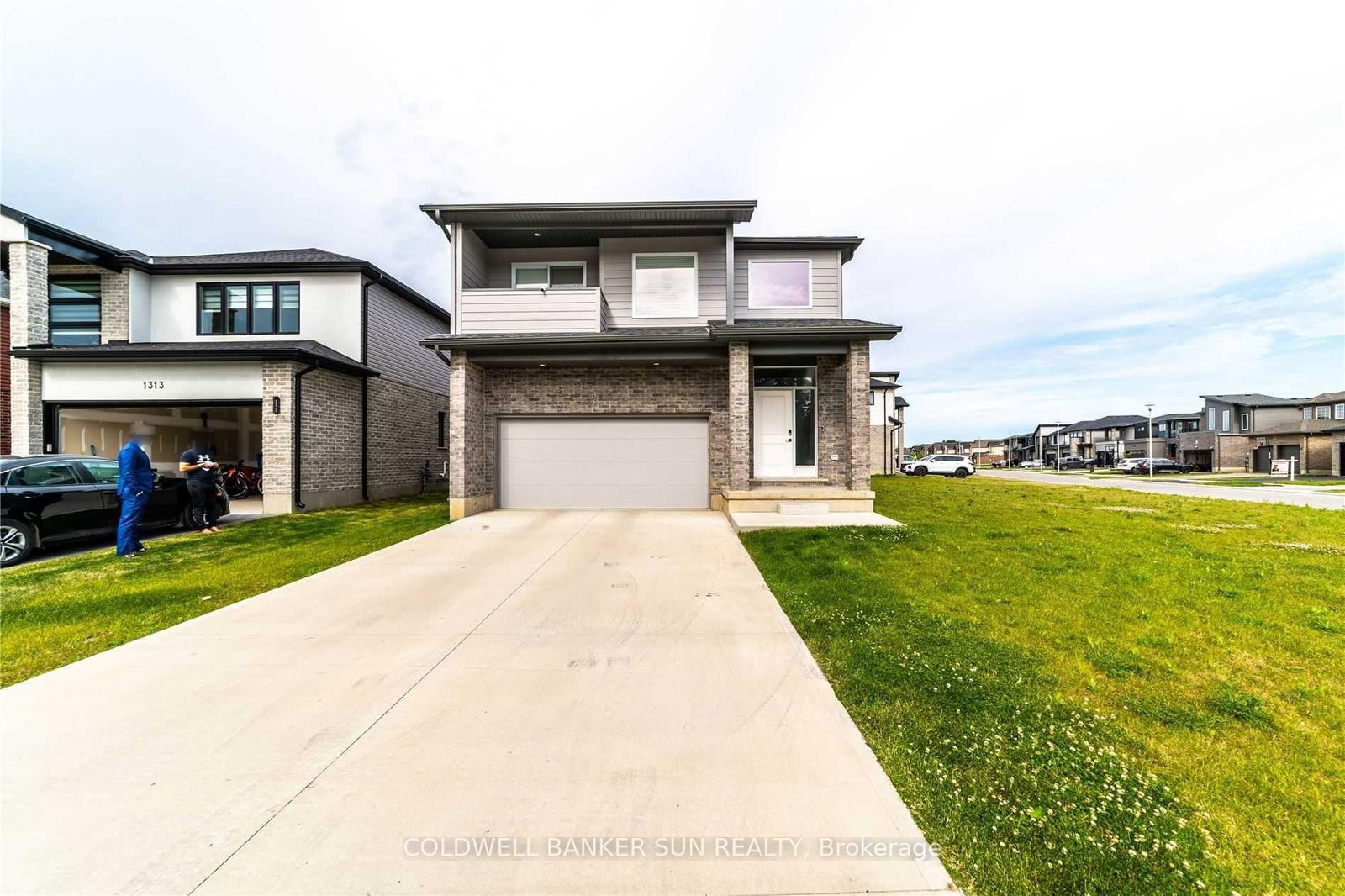 1301 Sandbar Street, London North