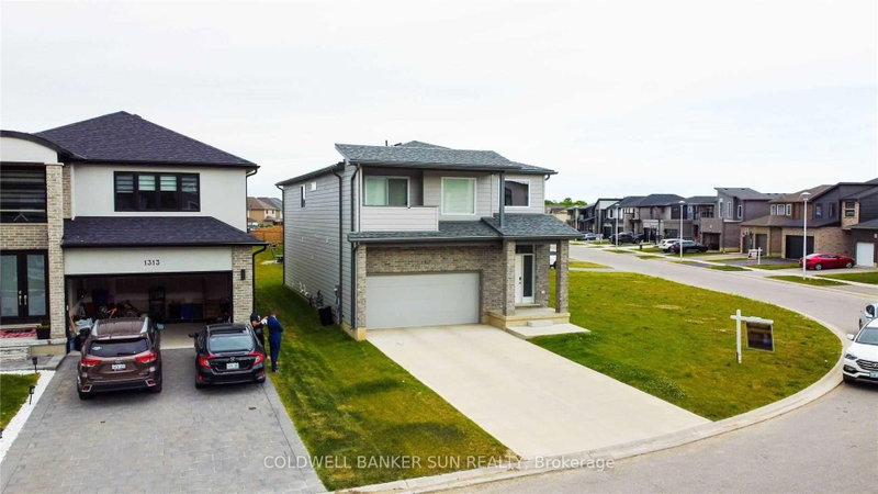 1301 Sandbar Street