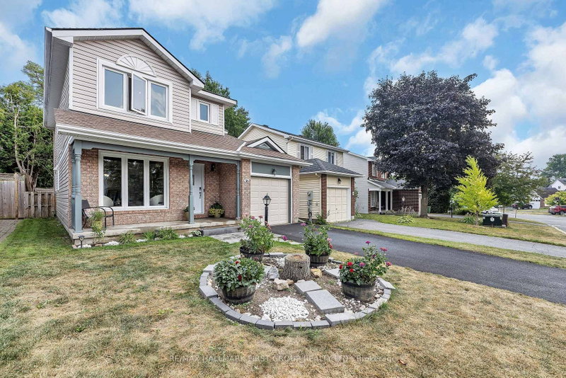 16 Hawley Crescent