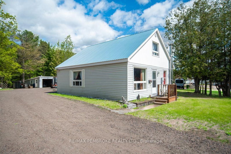 2185 Petawawa Boulevard