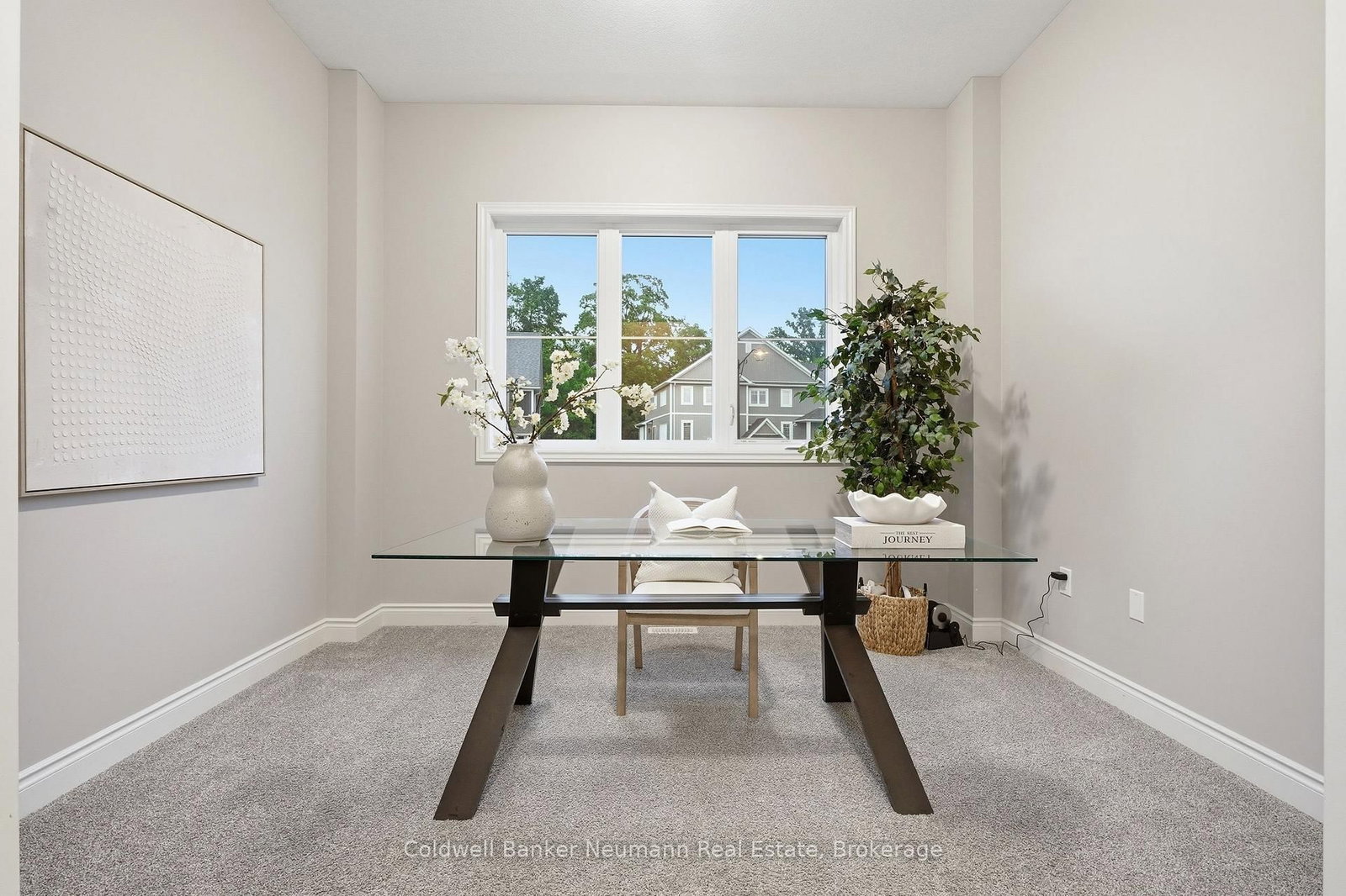 162 HARRISON Street • Centre Wellington, ON photo 4