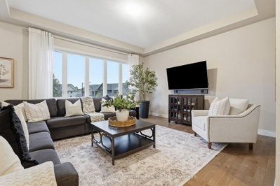 162 HARRISON Street • Centre Wellington, ON photo 6