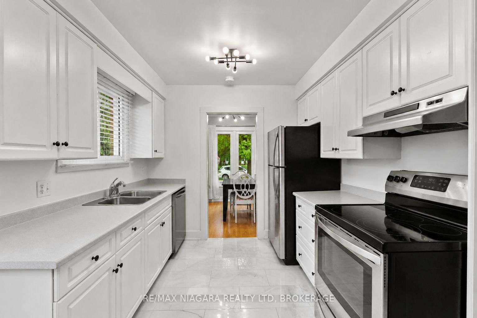 7 Ameer Drive • St. Catharines, ON photo 10